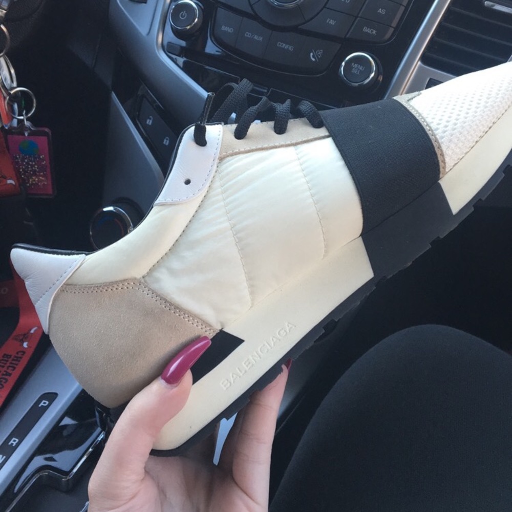 Balenciaga race runner size 40